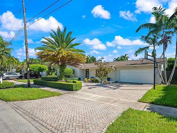 2nd image of 8610 SW 47th St