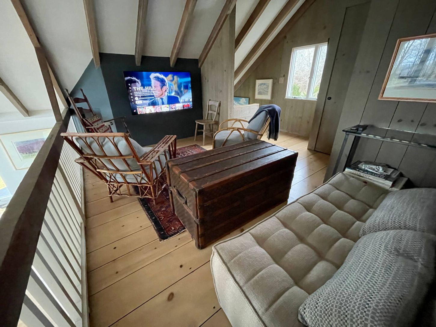  TV Viewing Area