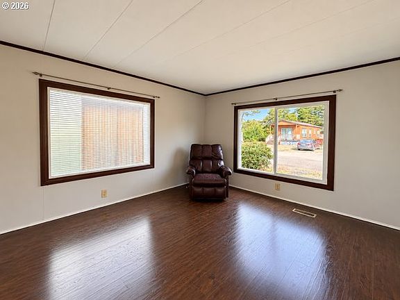 5th image of 1699 27th St Space 15