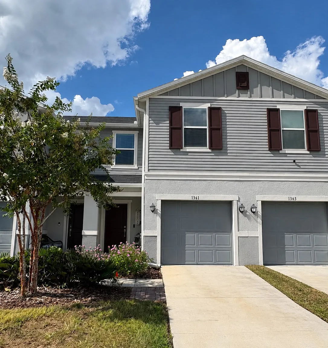 3 bed, 2.5 bath, 1512 sqft, $1,950 — Photo 1