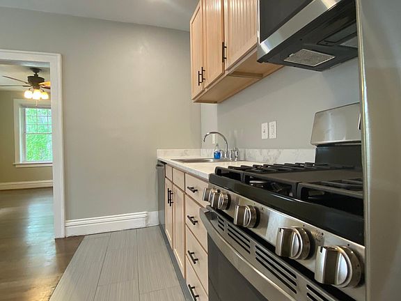 5th image of 4959 Magnolia Ave #2E