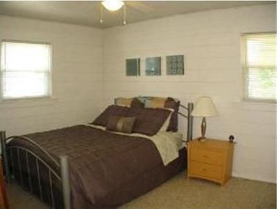 5th image of 2322 Holmes St