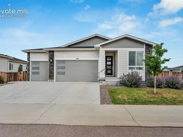 1592 Maggie Mae Ln, Castle Rock, CO 80104