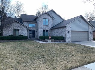 19356 Lamplighter Trl, Macomb, MI 48044