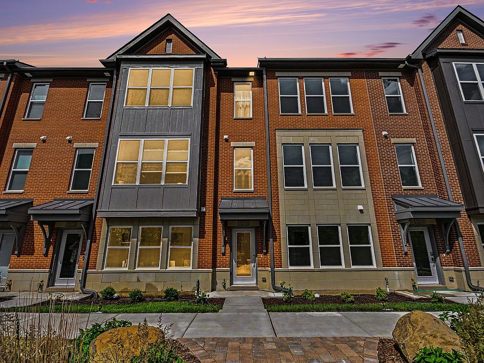 1st image of 1215 Gateway Ct