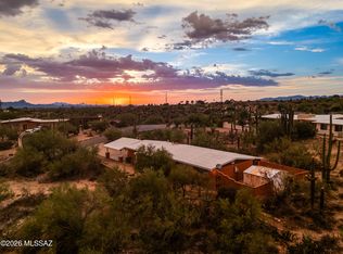 925 E Via Velitas, Tucson, AZ 85718