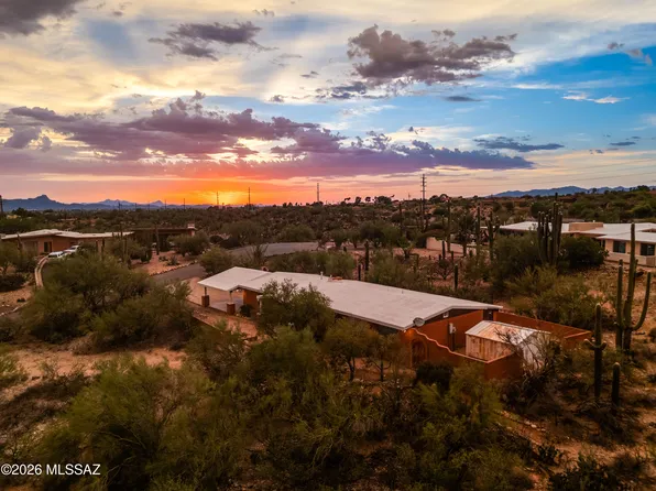 925 E Via Velitas, Tucson, AZ 85718