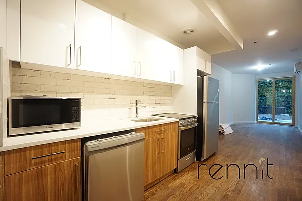 Rented by Rennit Inc. | media 14
