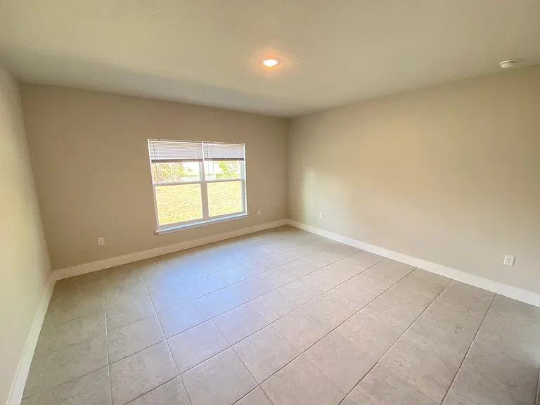70 Forrester Pl — Photo 13