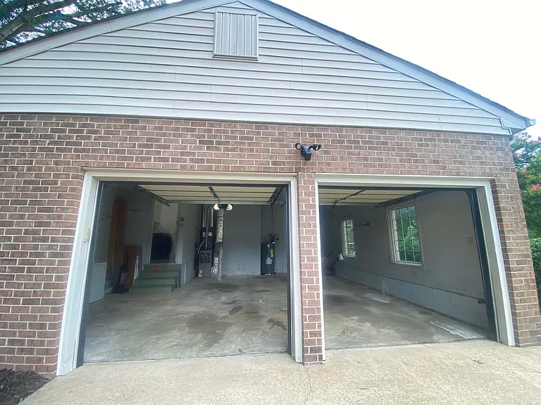 6216 Antioch St — Photo 3