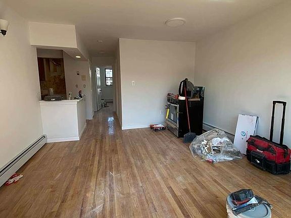 3rd image of 25-12 32nd St #3