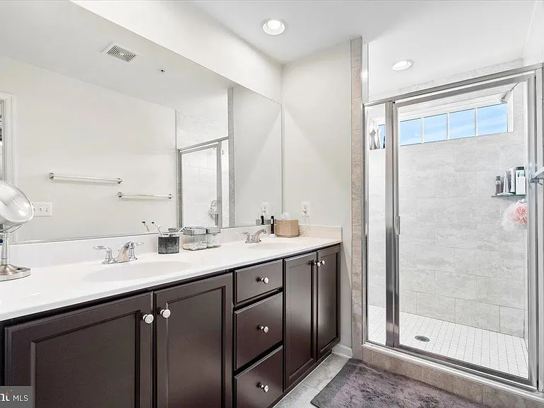 8481 Hedwig Ln — Photo 14