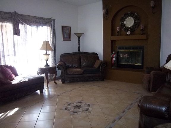 2nd image of 3518 Driftwood Ave