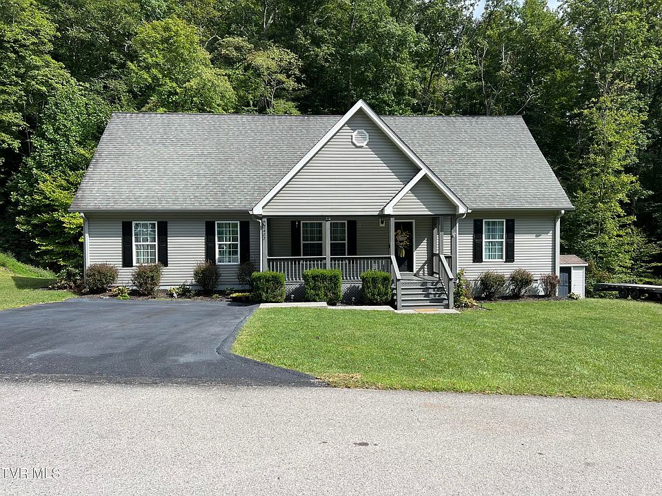 1st image of 2422 Mountain Laurel Rd