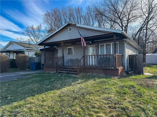 311 High Ave, Niles, OH 44446