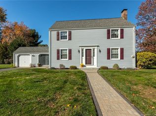 537 Ridge Rd, Wethersfield, CT 06109