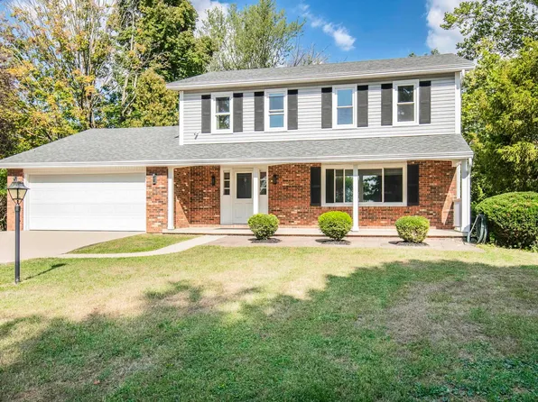 211 S Spriggs Ct, Bloomington, IN 47403