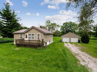 63 36th Ave SW, Cedar Rapids, IA 52404