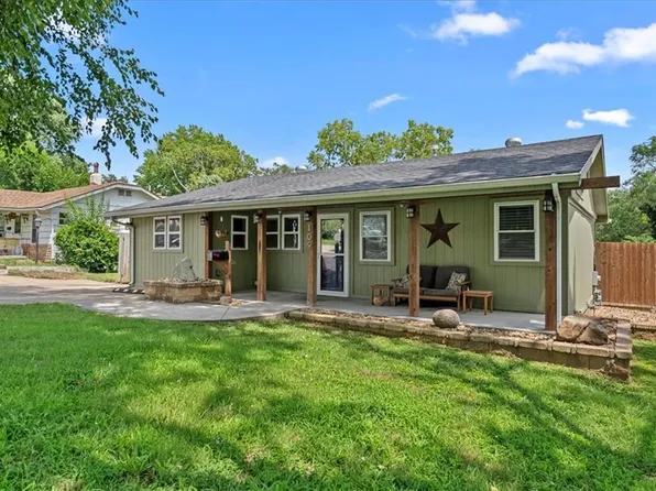 109 N Hawthorne Ave, Independence, MO 64053