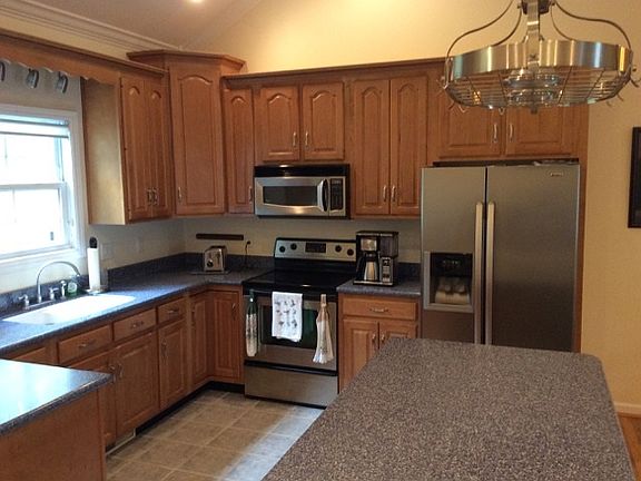 3rd image of 7190 Stetson Ln