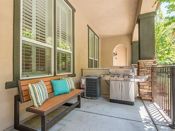 2nd image of 2211 Santoro Ln