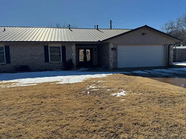 100 Sandy Ln, Elk City, OK 73644