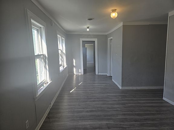 2nd image of 25 Stuyvesant St #2L