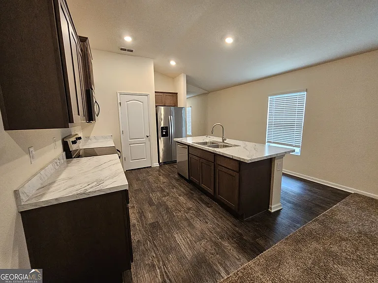 137 Teakwood Dr — Photo 18