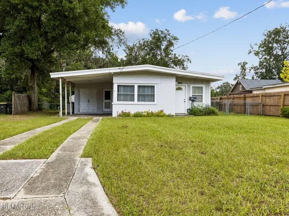 3841 CAMBAY Place, Jacksonville, FL 32210