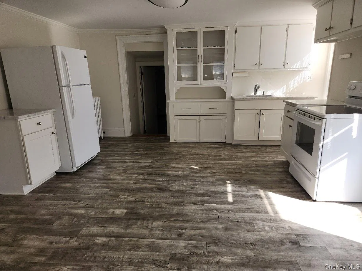 1 bed, 1.0 bath, 750 sqft, $1,800 — Photo 3