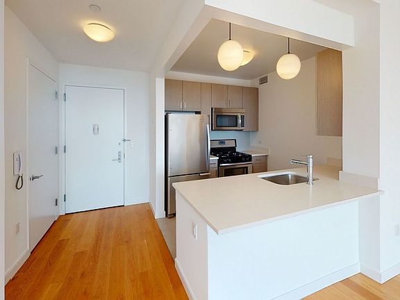 5th image of 6155 Junction Blvd APT 25F