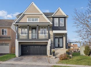 15 Eastgate Cir, Whitby, ON L1M 2N3