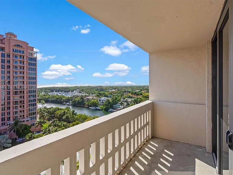 90 Edgewater Dr #1216 — Photo 31