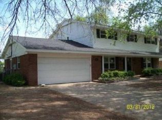 8405 Willow Springs Ct W, Broken Arrow, OK 74011