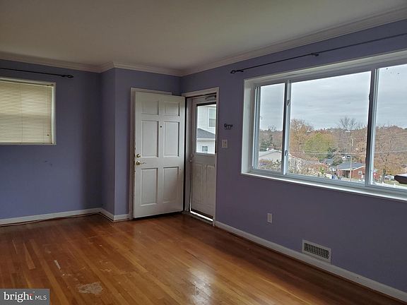 4th image of 6101 Afton Ct