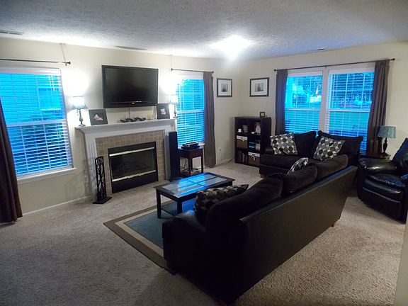 5th image of 3305 Groveton Ct
