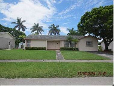 1st image of 16402 SW 111th Ave #***