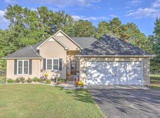 78 Willow Pointe Dr, Tullahoma, TN 37388