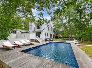 122 Lynn Ave, Hampton Bays, NY 11946