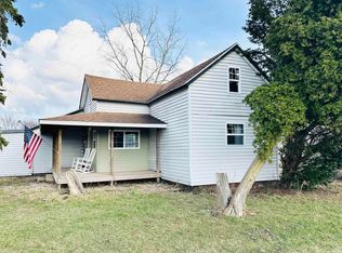 2878 Maple Rd, Plymouth, IN 46563