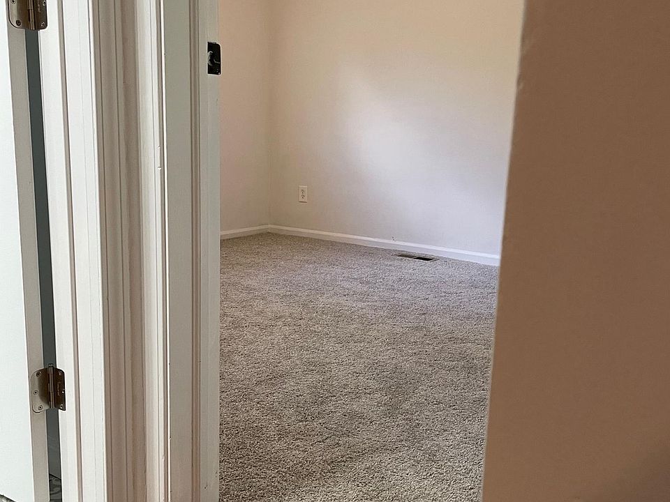 1222 Woodsboro Dr, photo 8