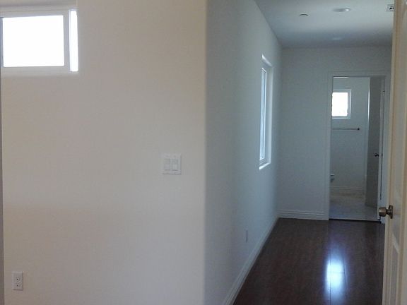 5th image of 4428 Park Ave