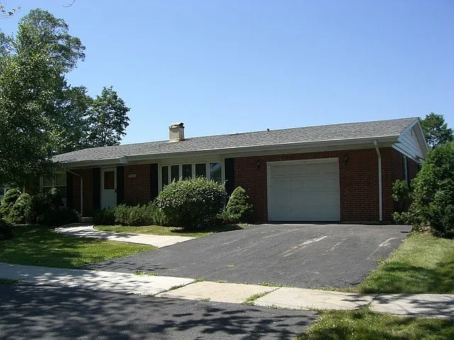 9030 S 87th Ave photo 1