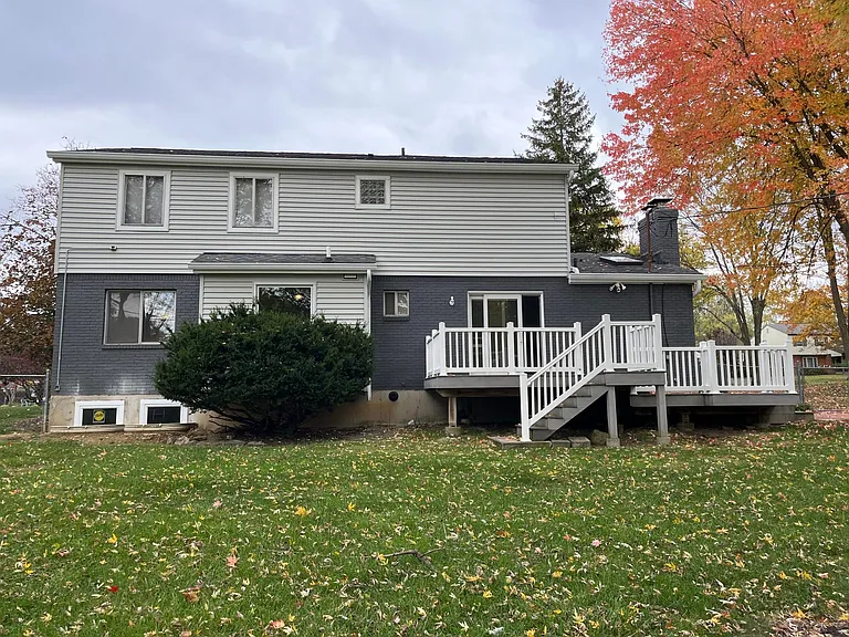 5163 Chateaugay Dr — Photo 37