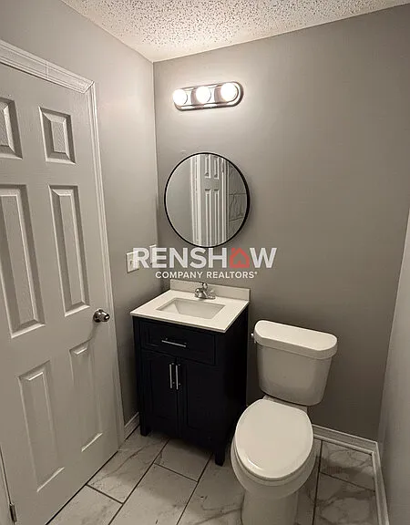 893 Pearce St — Photo 8
