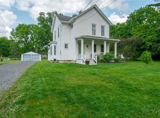 675 School St, Skaneateles Falls, NY 13153