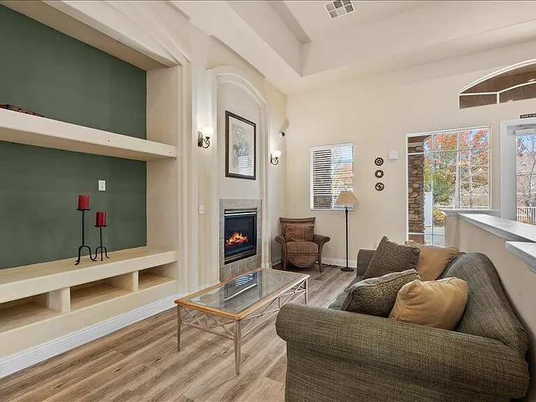 Zephyr Pointe — Photo 13