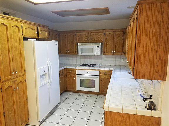 4th image of 1542 E Alluvial Ave Unit 213