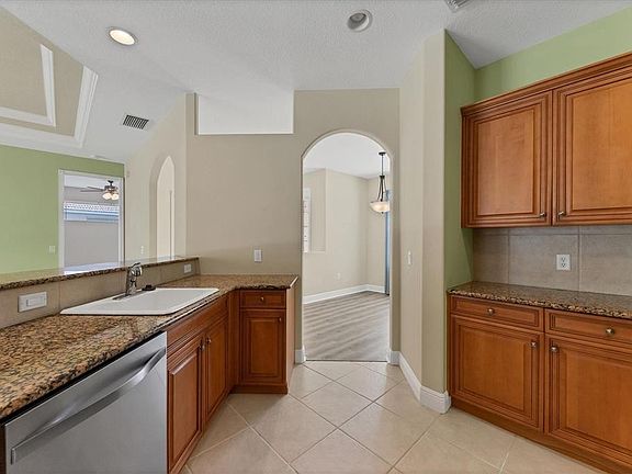 5th image of 263 Park Trace Blvd