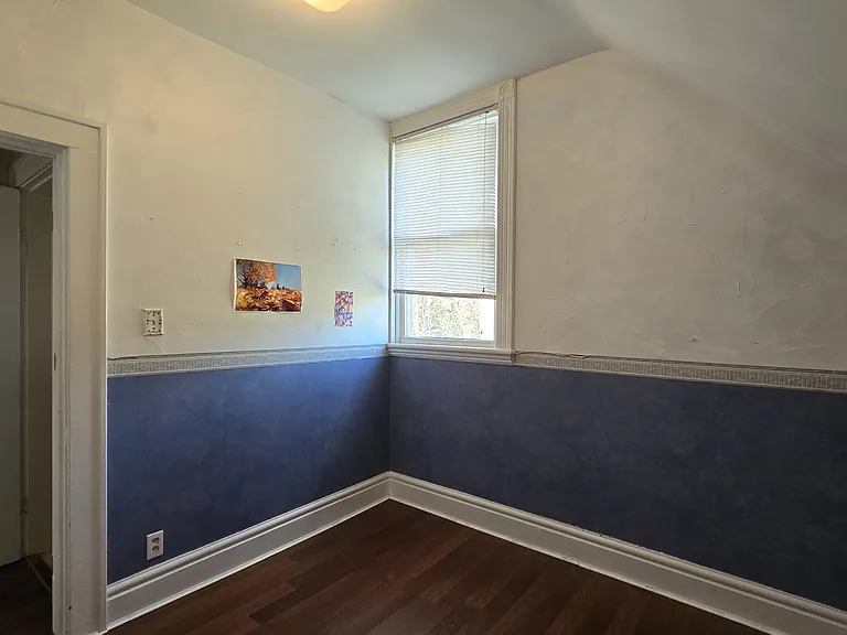 75 Rogers Ave — Photo 21